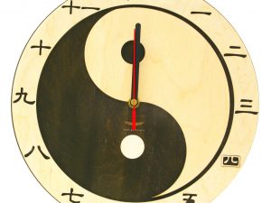 Jing Jang Wood Clock Indigovento